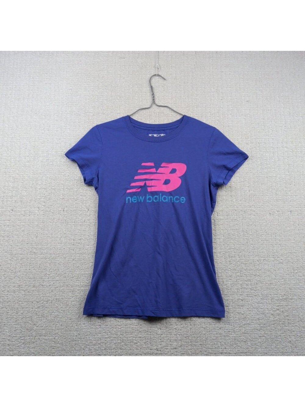 New Balance Women's Sz S Fitted T-Shirt Retro Purple Graphic Tee Running Gym